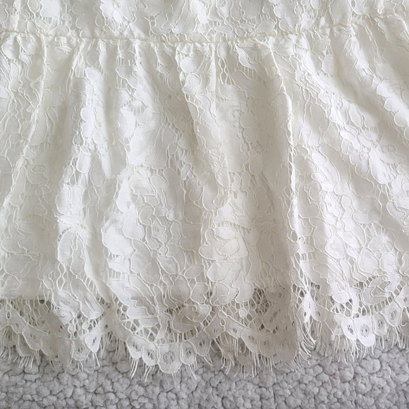 Catherine Malandrino White Lace Peplum top Small - Picture 3 of 5